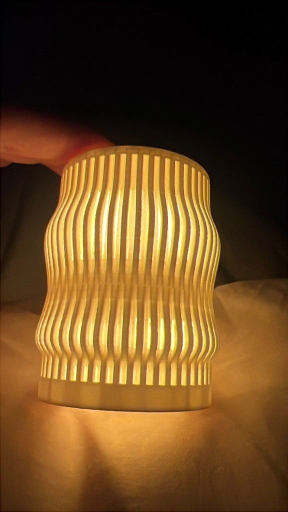 3D printed decorative lamps